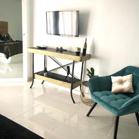 Apartment Luxury Bahia Sea Views By Deihu Experiences *