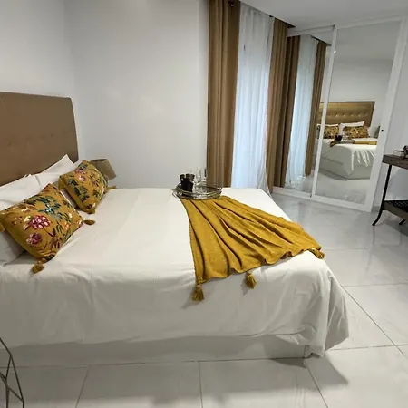 Luxury Bahia Sea Views By Deihu Experiences דירה *