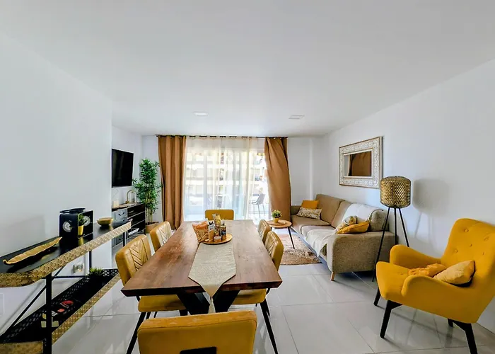 דירה Luxury Bahia Sea Views By Deihu Experiences