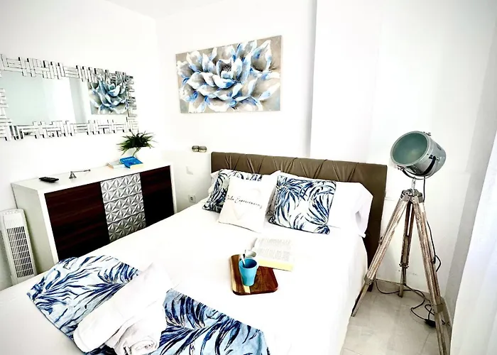 דירה Luxury Bahia Sea Views By Deihu Experiences לוס כריסטיאנוס